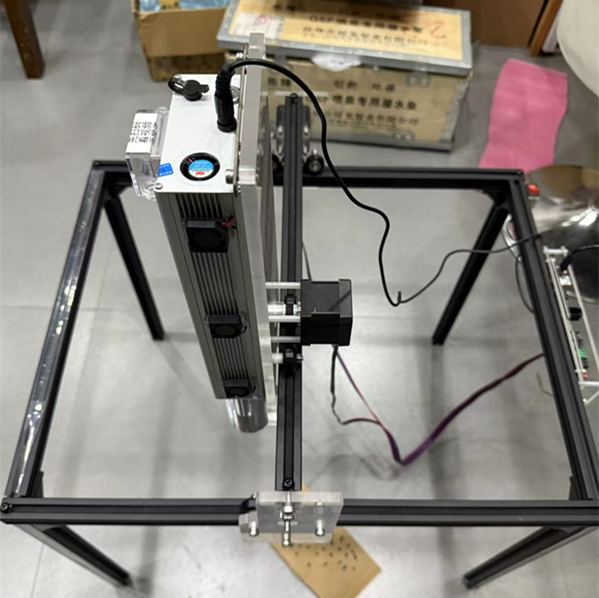 Laser engraving machine - Image 2